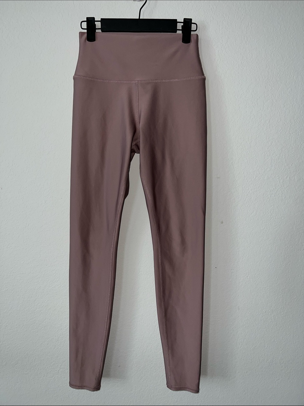 Alo Yoga High Waist Airlift Leggings